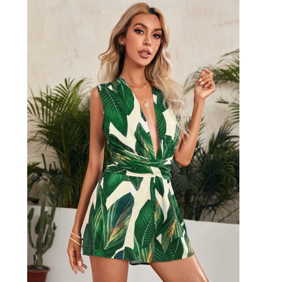 Tropical Leaf Print Backless V-Neck Romper - Picture 4 of 8
